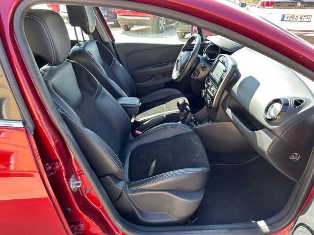 RENAULT CLIO DYNAMIQUE ESTATE 0.9 TCE SPANISH LHD IN SPAIN 56000 MILES 2016